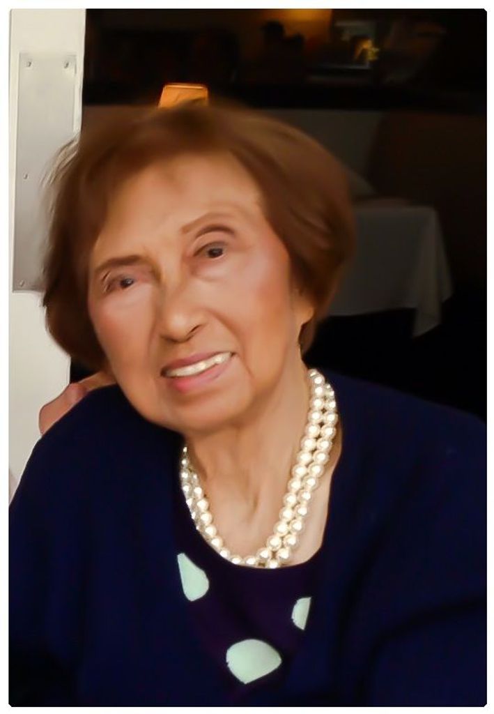 Carmen Mallari Adonay