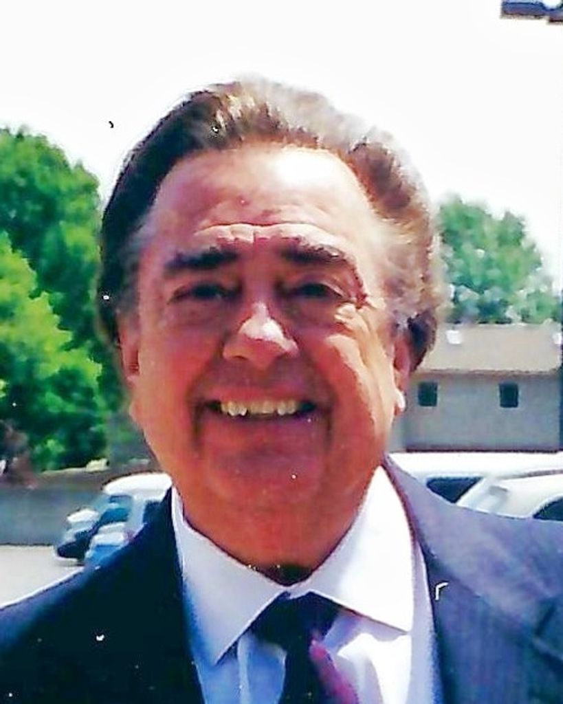 Munro Gene Young Profile Photo