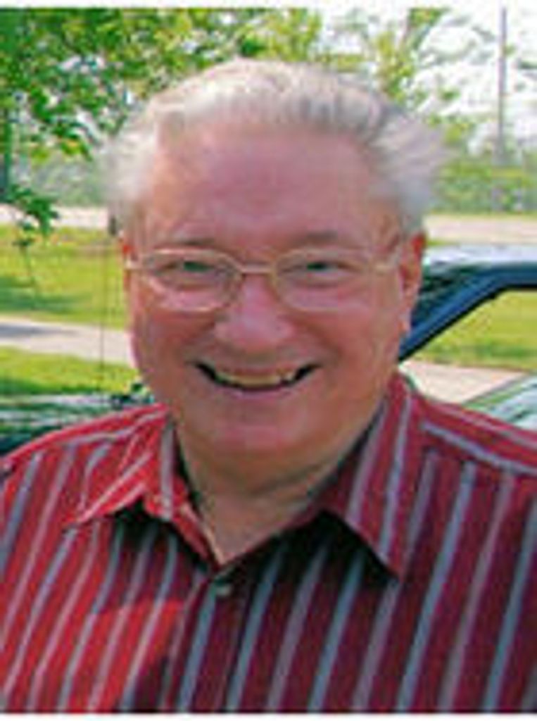 Lowell Howell