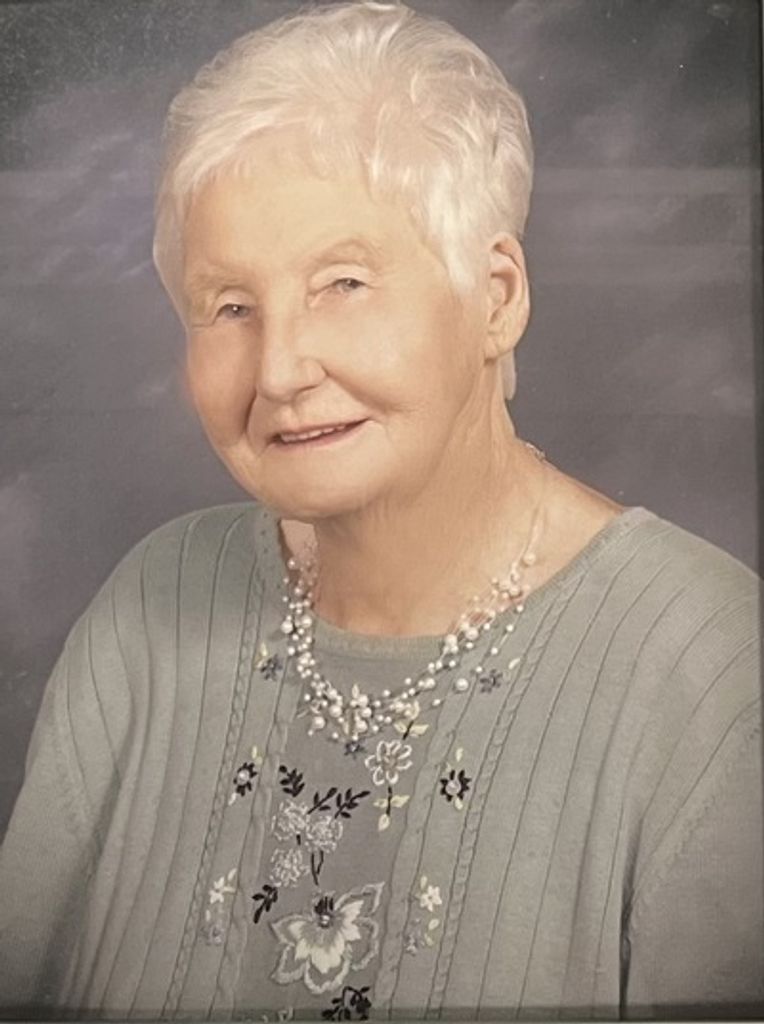 Faye Hall Profile Photo