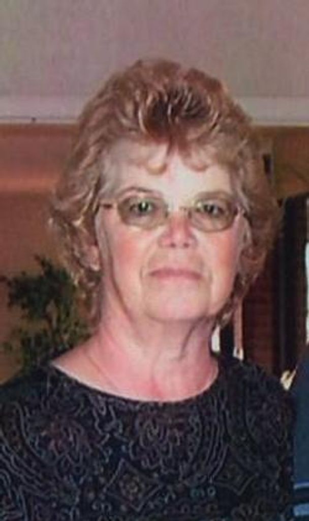 Margaret Oleta "Mo" Pena