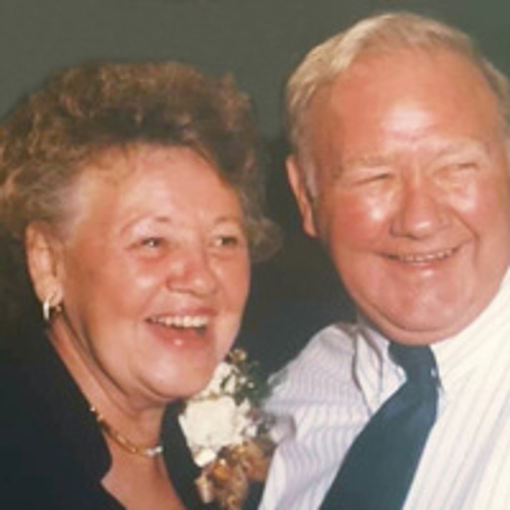 Dorothy  J. (Davies)  Hill