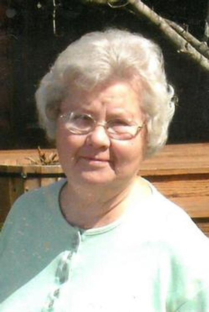 Leona Emmalene Columbo