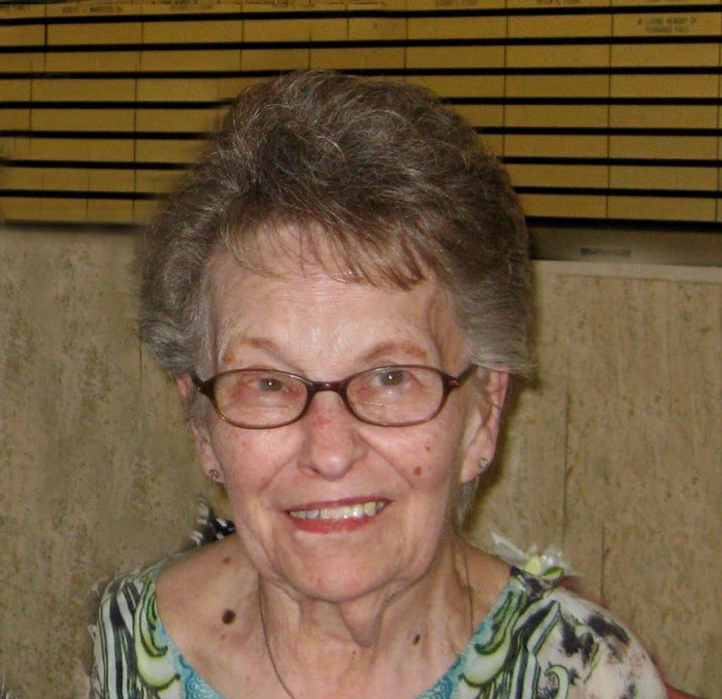 Margaret M. (nee Oster) Mazur Profile Photo