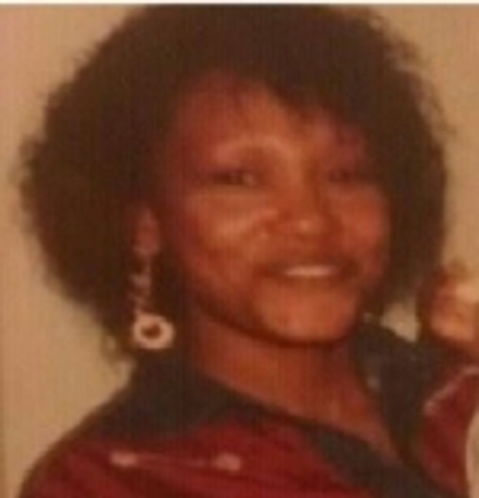 Lena Mae Echoles