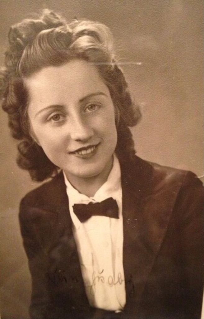 Ruth Kathe Curtis Profile Photo