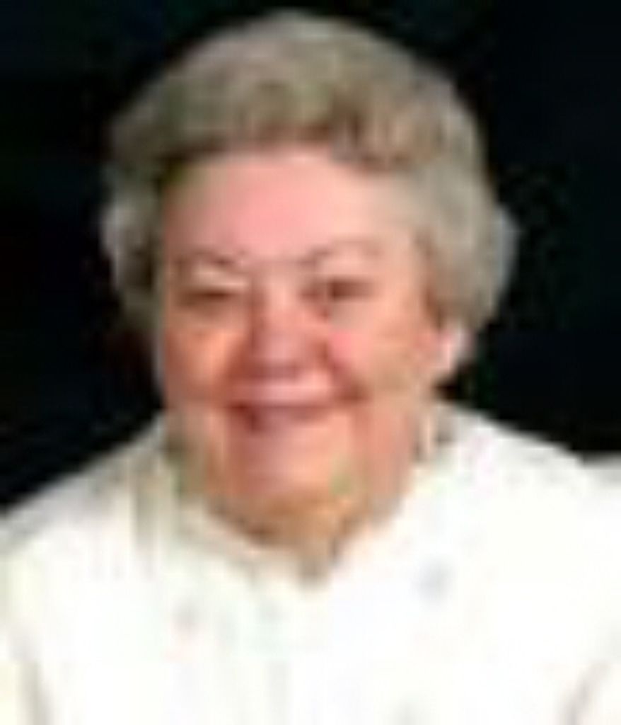 Lorraine Hinds