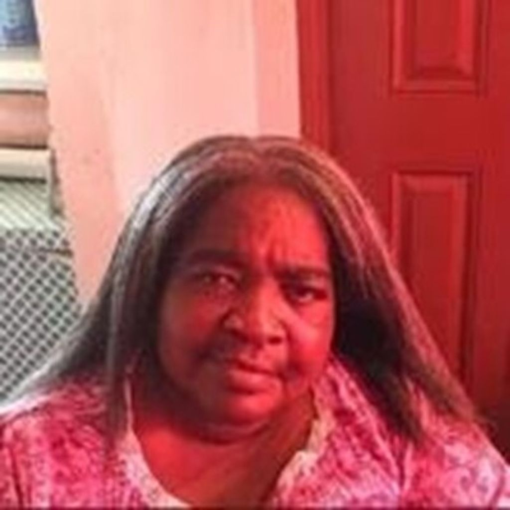 Louise Gordon Profile Photo