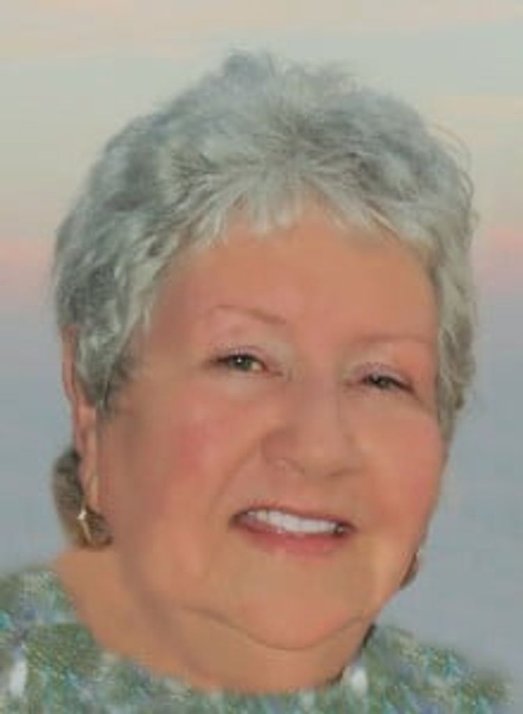 Holly “Lynn” Lawrence Profile Photo