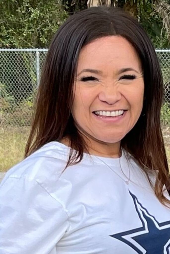 Irmalinda Arevalo Luna Profile Photo
