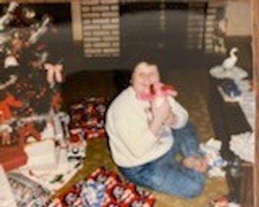 Anna Marie Holt photo gallery thumbnail 21 of 80
