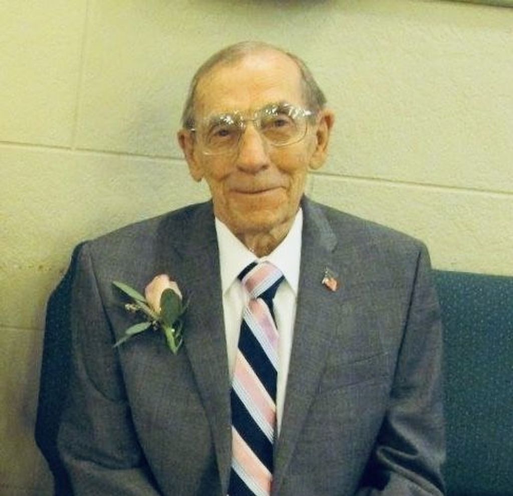Kenneth "Ken" Groves