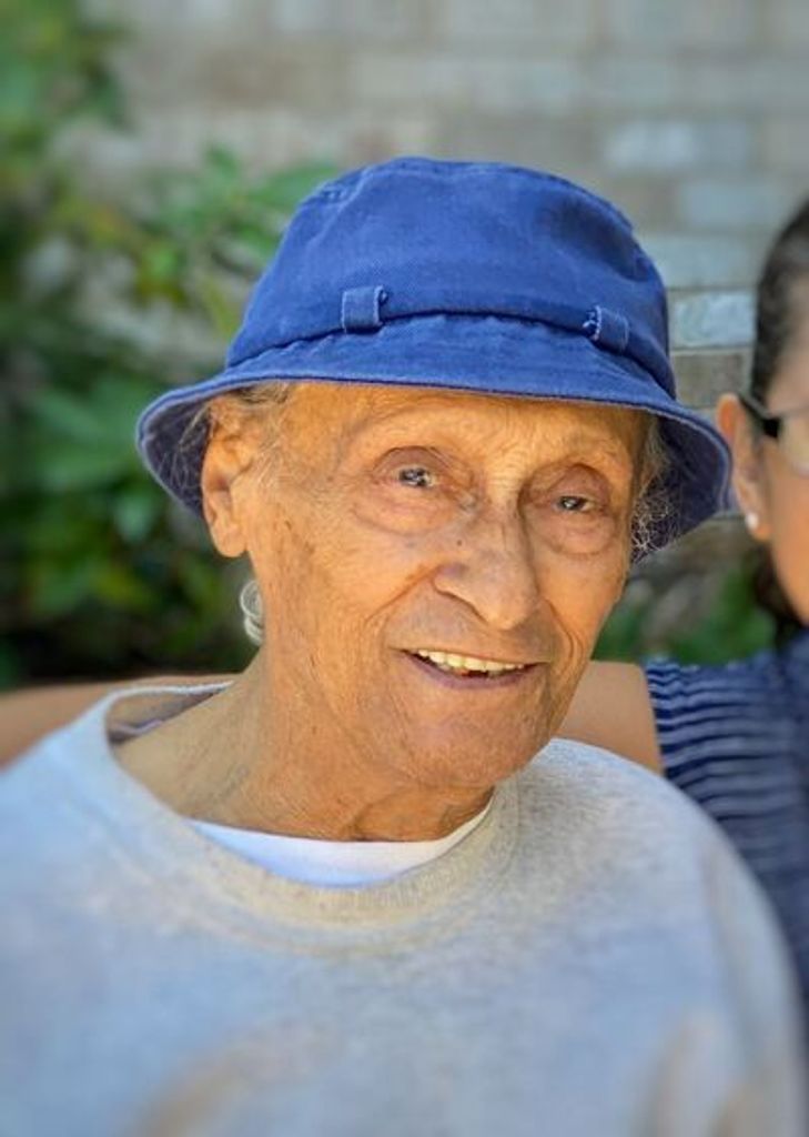Maximino Gonzalez Arce Profile Photo