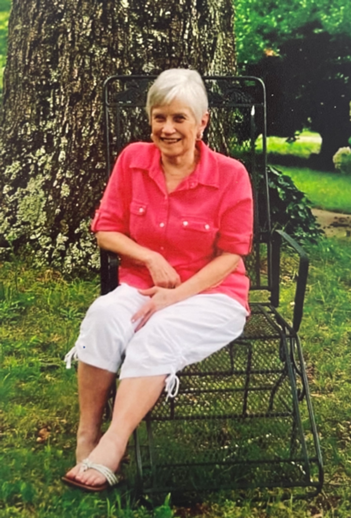 Joan Thomas Davis Profile Photo
