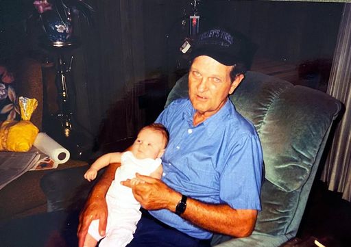 Bobby Leroy Skinner photo gallery thumbnail 54 of 64