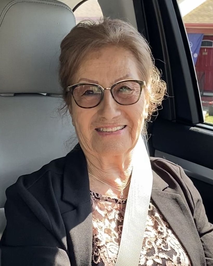 MARIA DE LA LUZ ROACHO Profile Photo