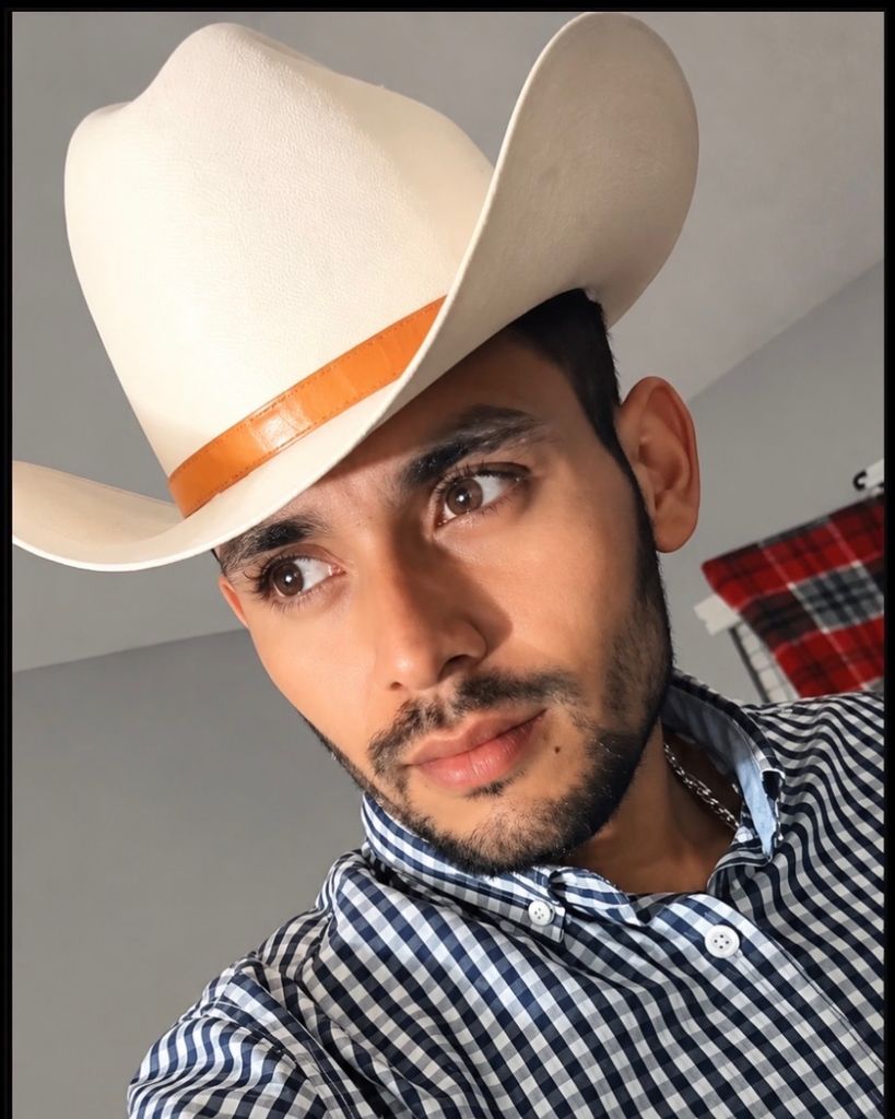 Jesus A Castro Profile Photo