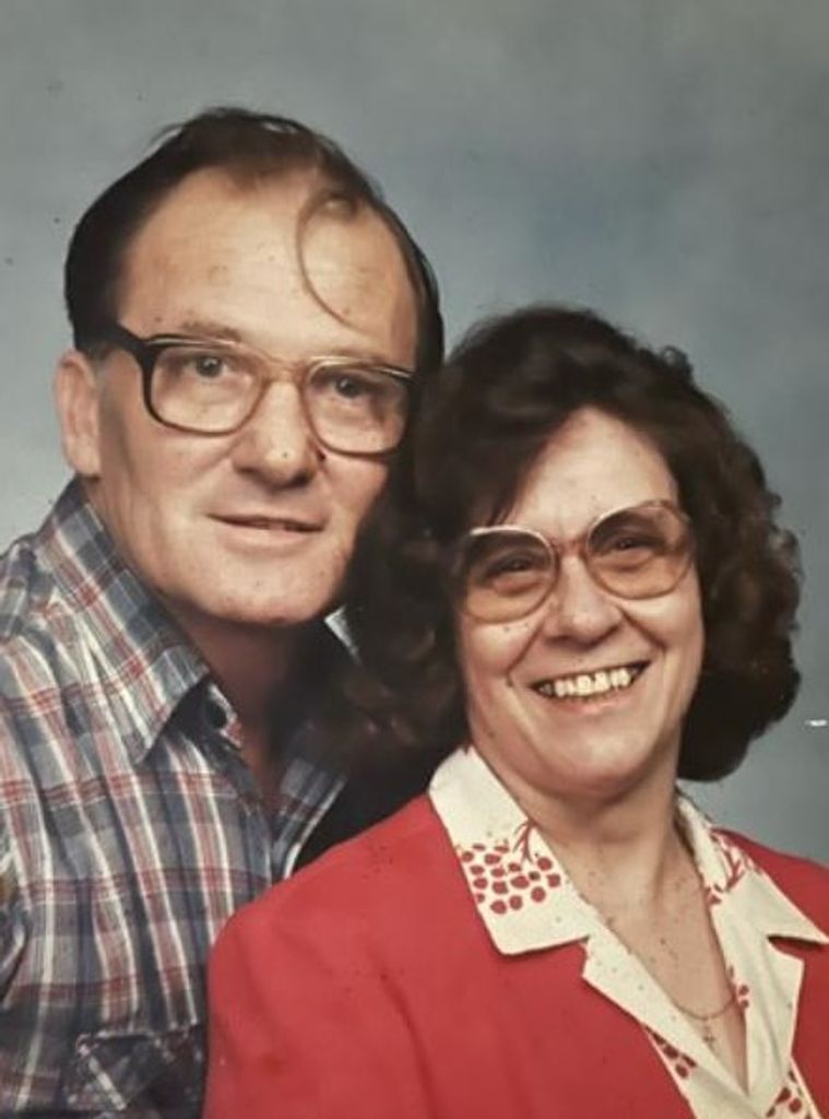 Mary S (Puckett)  Dickerhoof Profile Photo