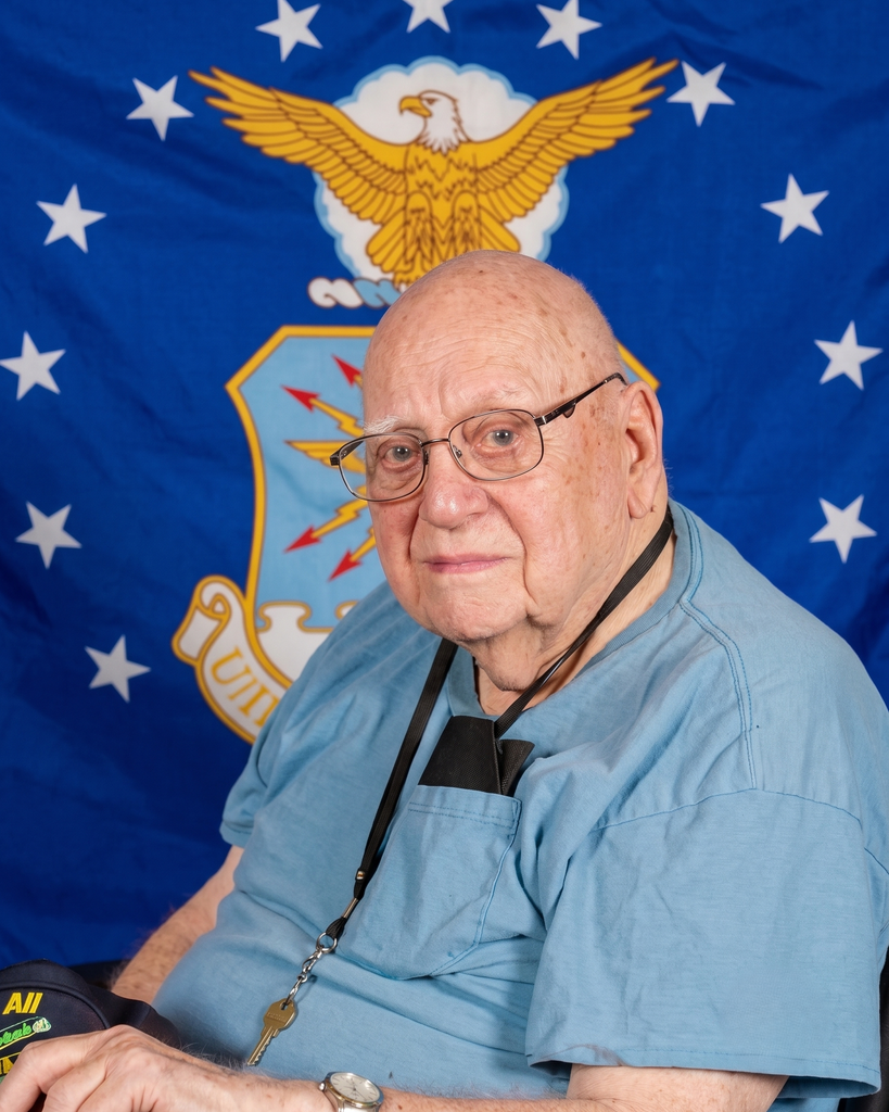 Delbert "Tom" Thomas Leiter
