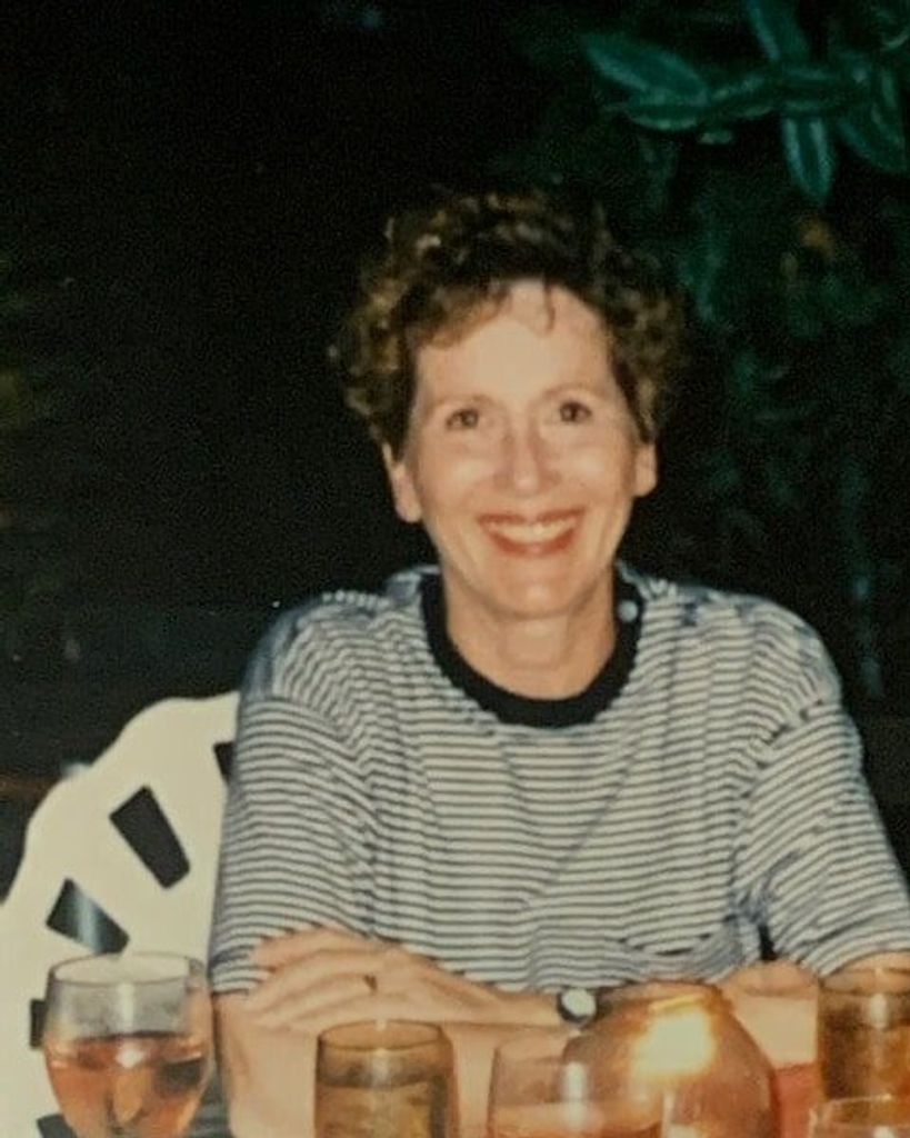 Carolyn Wright (Dearing)