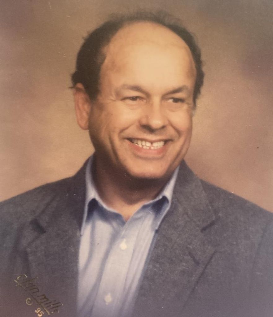 Tomas De Los Santos Profile Photo