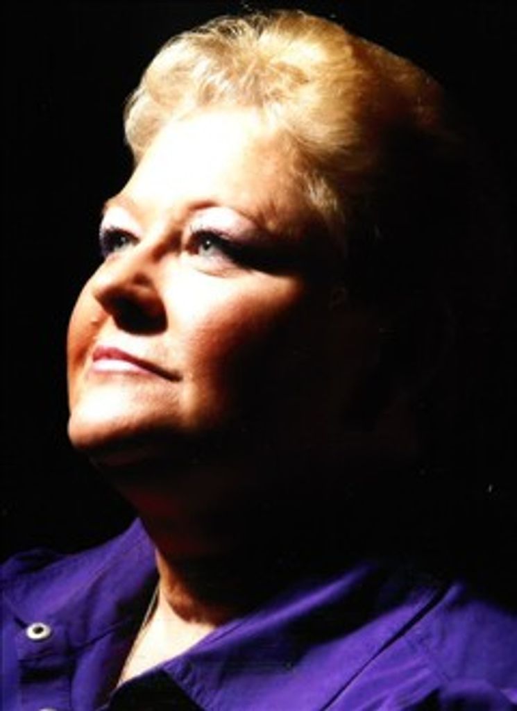Elizabeth Sliger Profile Photo