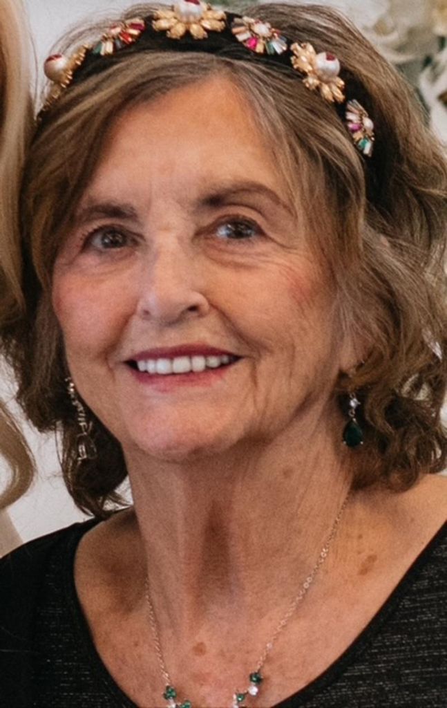 Linda Lou Daniels Profile Photo