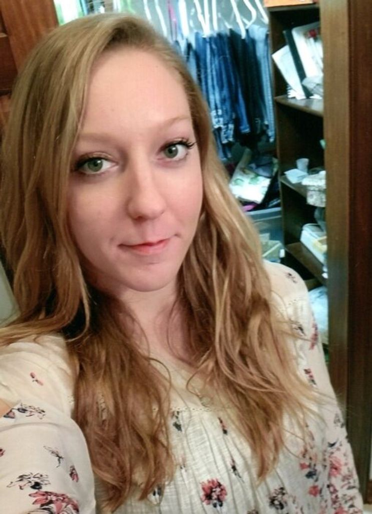 Chelsea Leigh Murray