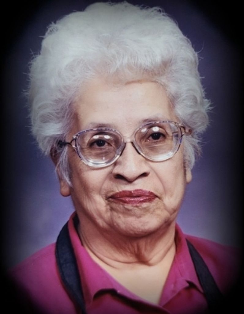 Merlinda Santana Profile Photo