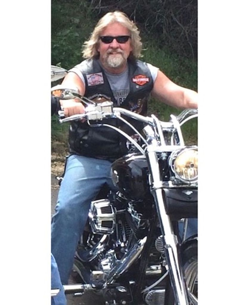 Robert Jeffery Sundquist Profile Photo