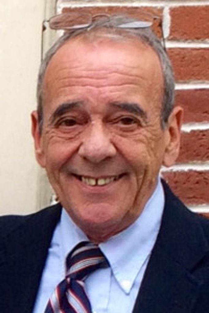 Christopher J. Hendricks