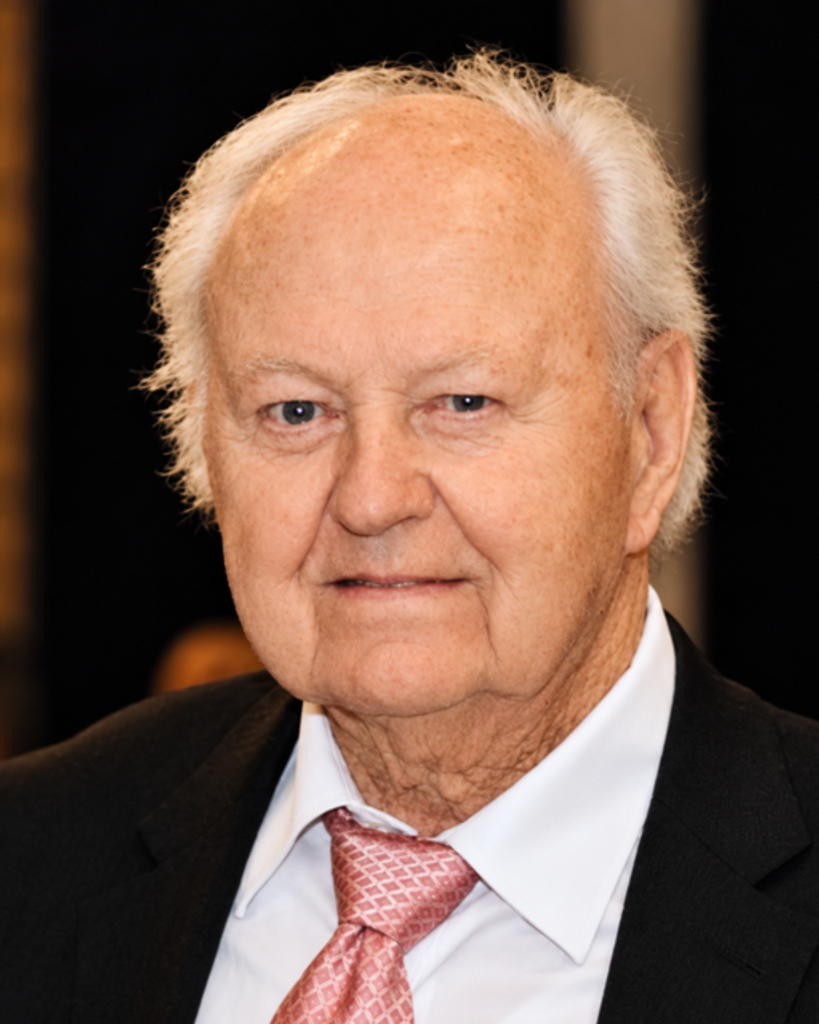 Lyndall L Lundy
