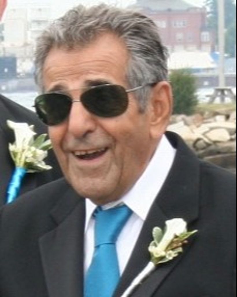 Louis Manief Solomon Profile Photo