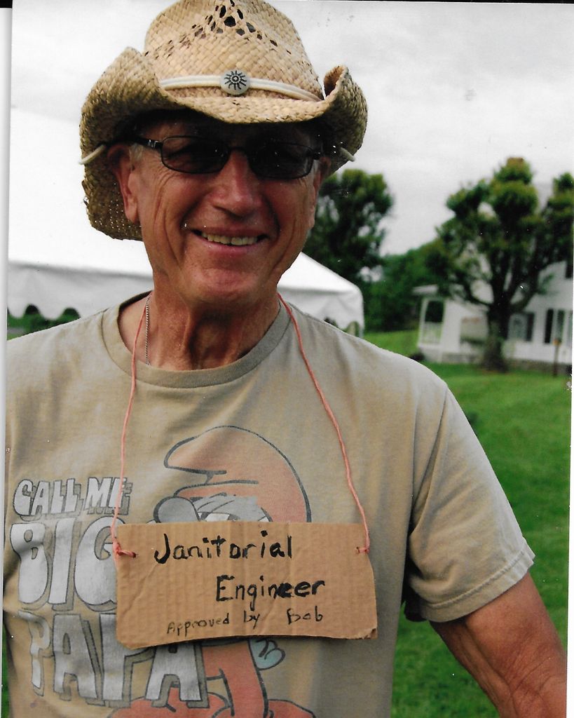 Thomas S.J. Wolownik Profile Photo