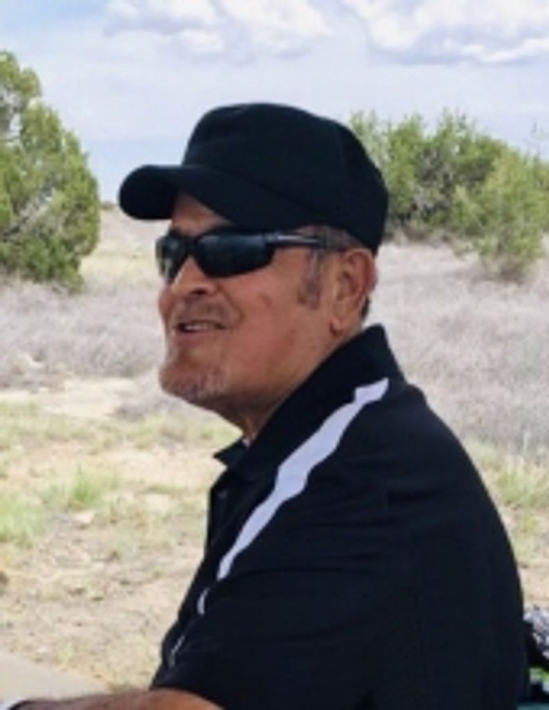 Robert Martinez, Sr. Profile Photo
