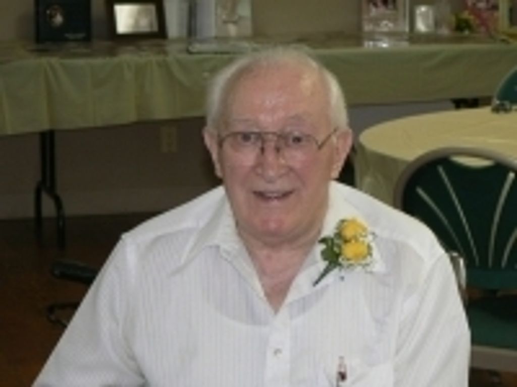 Carl M Moellenberndt