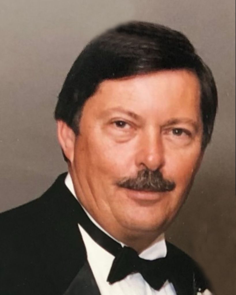 Richard L. DeTreville