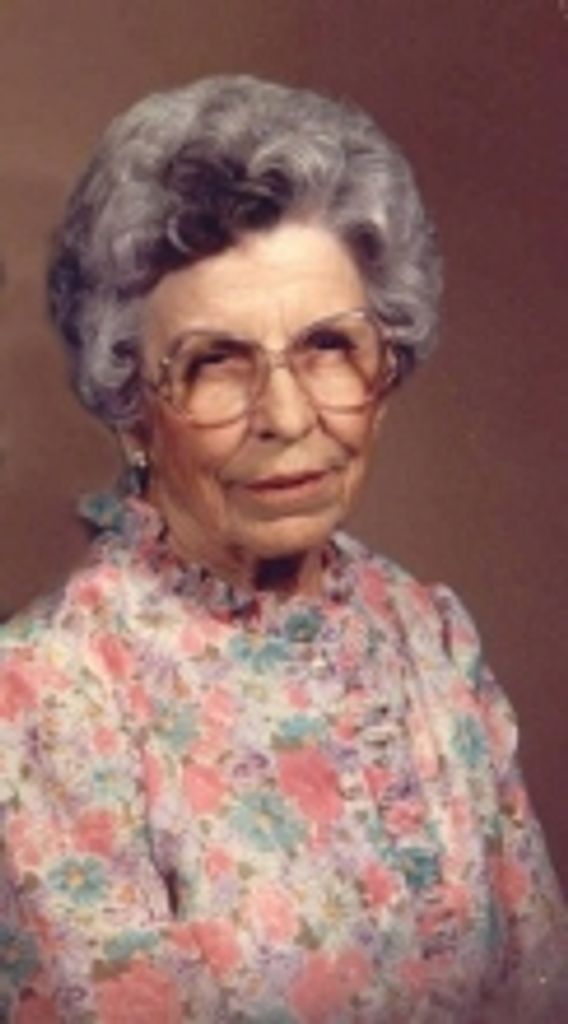 Nellie Saylors