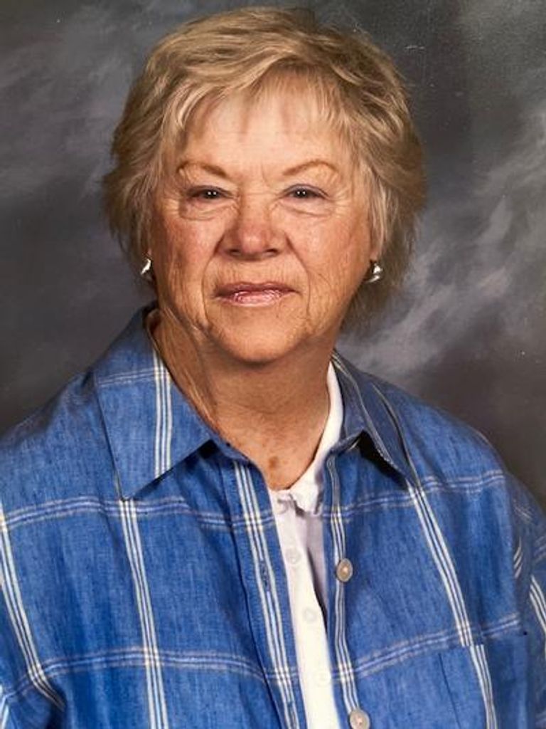 Gloria (Lund) Nailor