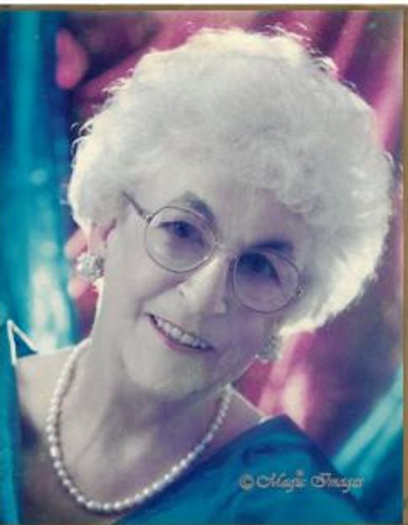 Pauline Demers Profile Photo