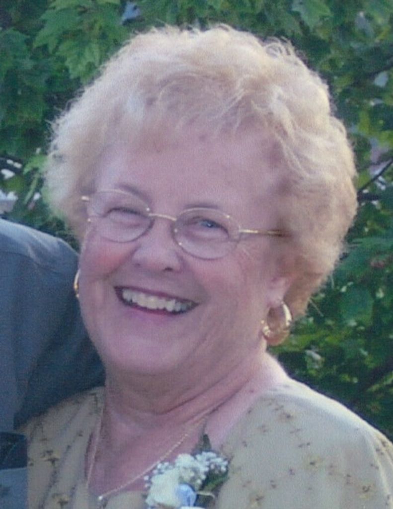 Naomi Marie Dever Profile Photo