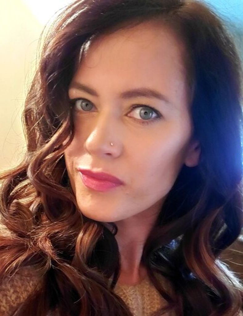 Elizabeth "Beth" Sluiter Housel Profile Photo
