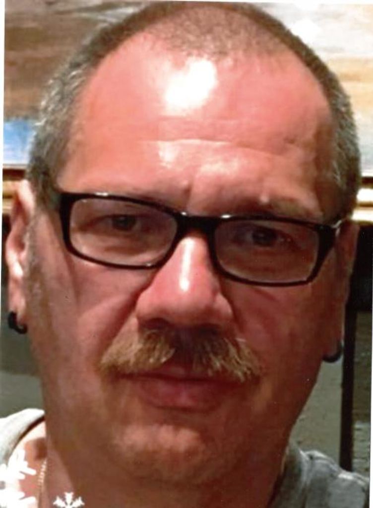 Perry Alexander Profile Photo