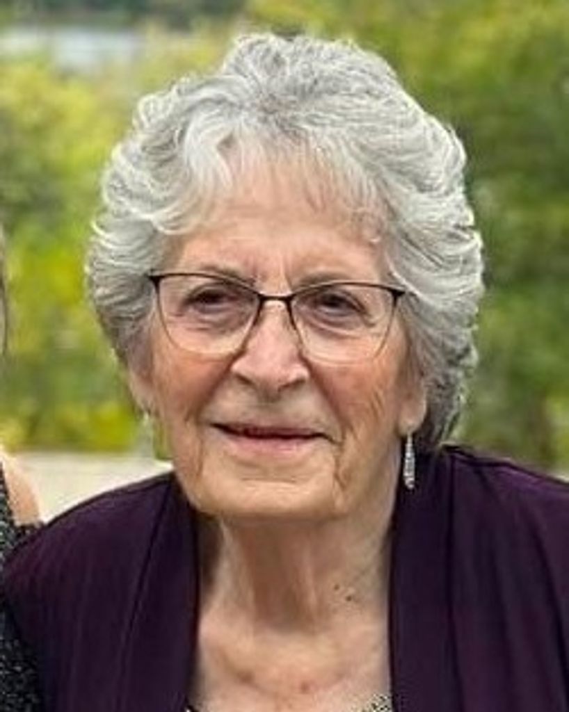 Hrisoula (Cris) Dovolos Regas