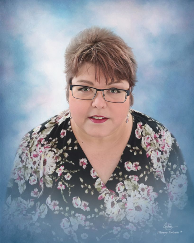 Lynn Wood Wallace Profile Photo