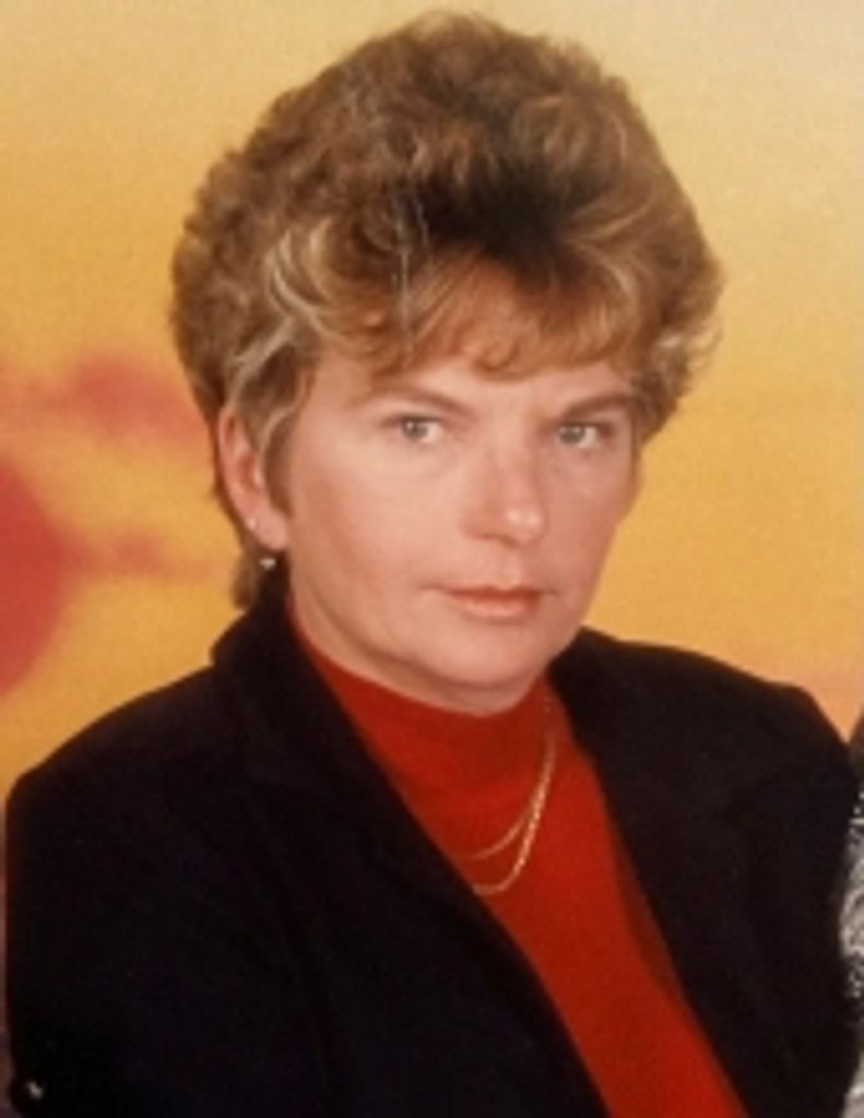 Elizabeth J. Reisdorf
