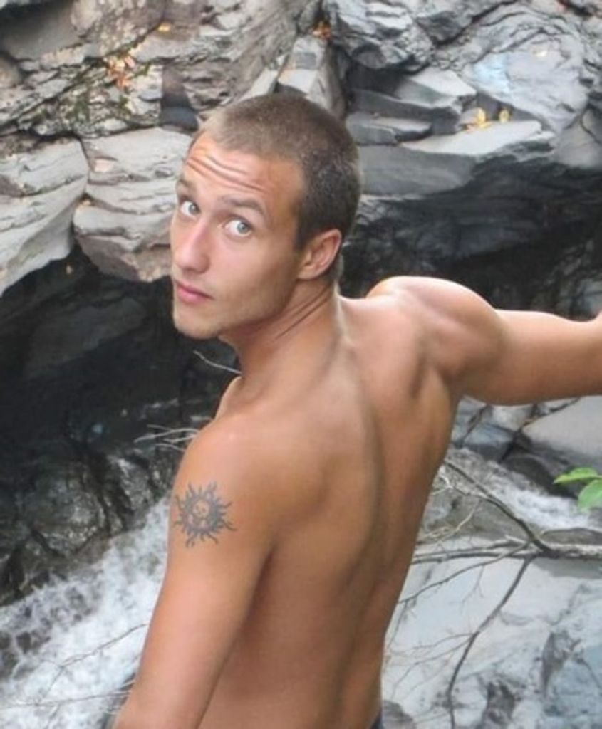 Derek Edward Roe Ii