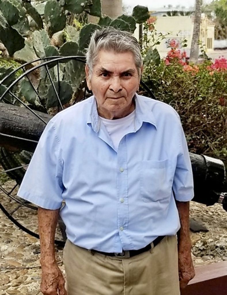 Apolonio Estrada
