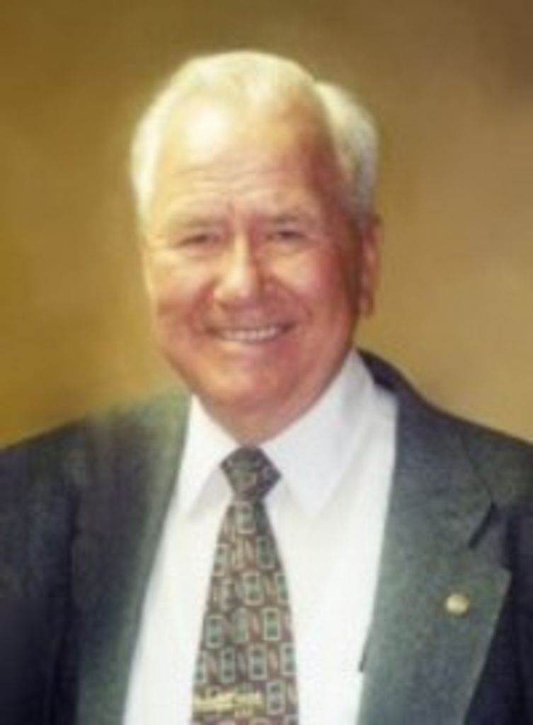 Ernest (Tobe)  Smith