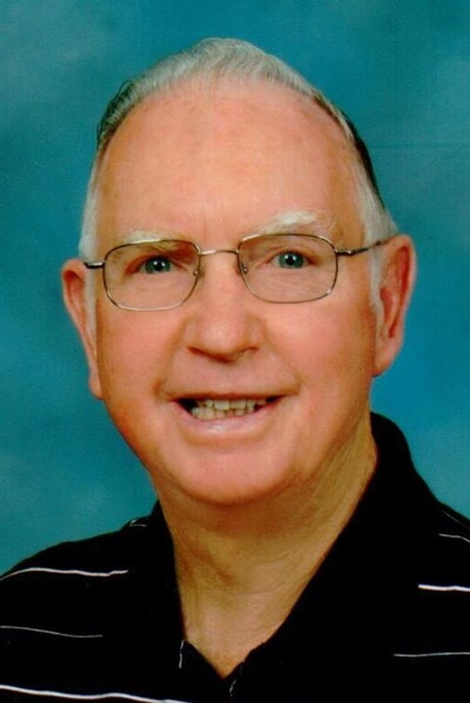 Robert L. Gibson Profile Photo